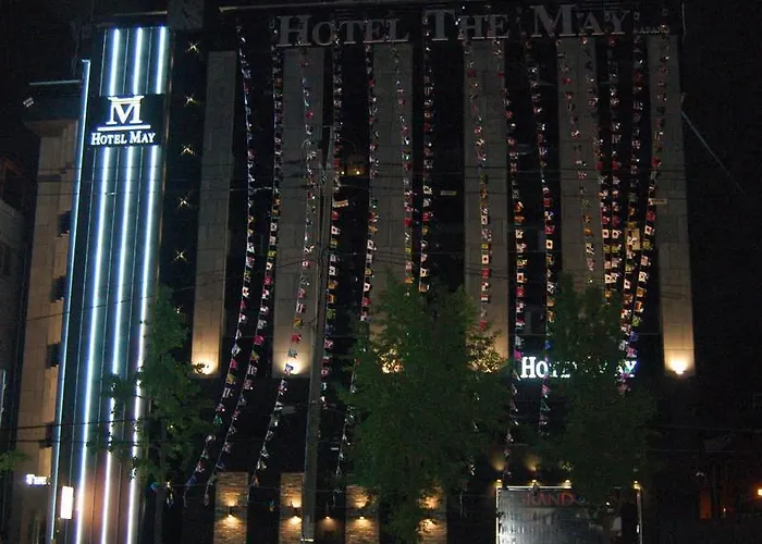 Hotel The 3*